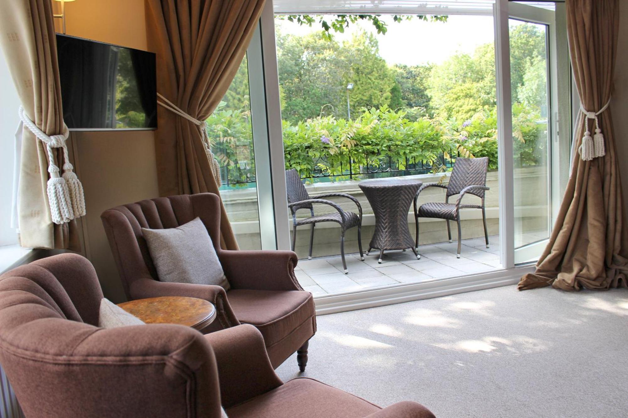 Wickwoods Hotel Albourne Exterior foto